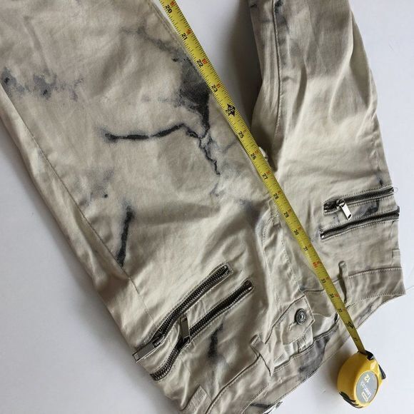 ZARA: MARBLE EFFECT PRINT WAXED PANTS SLIM JEANS - Picture 13 of 13